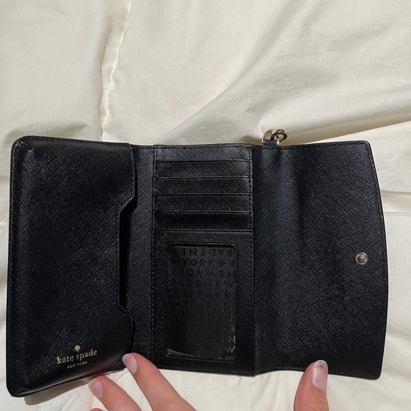 Kate Spade Wristlet Wallet - Picture 2 of 3